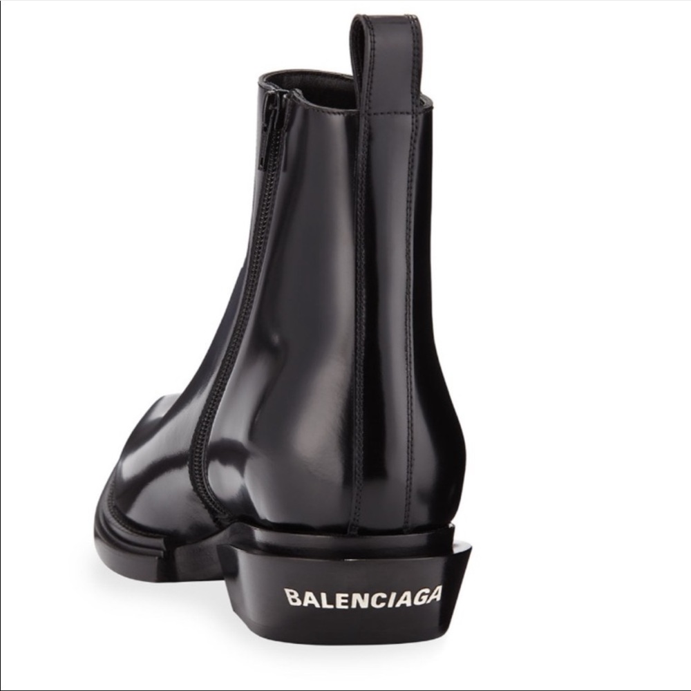 Balenciaga boots size US 9